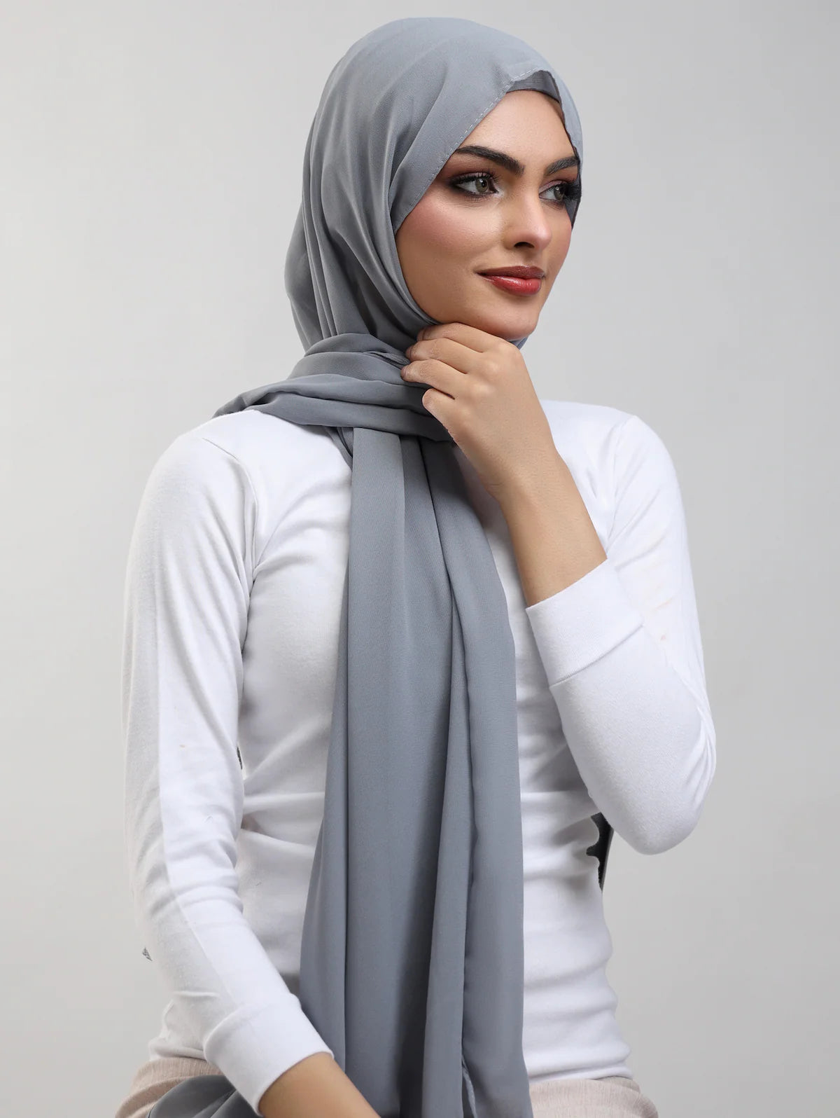 Instant Magnetic Hijab – No Pins Needed-11