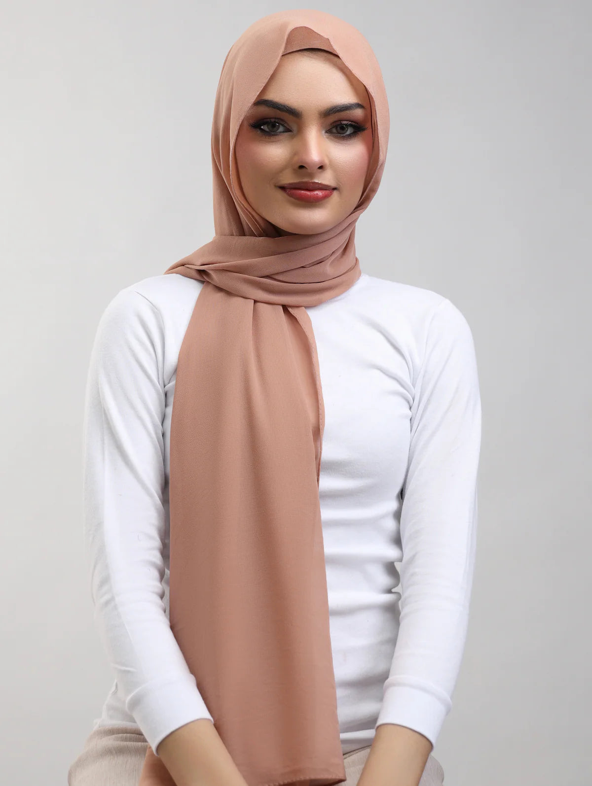 Instant Magnetic Hijab – No Pins Needed-04
